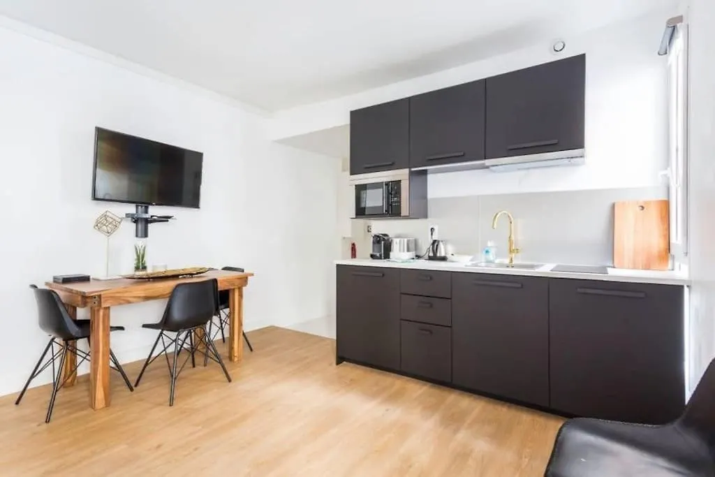 Passage Lemoine 1 Cosy Appartement 4P-1Br Paris France